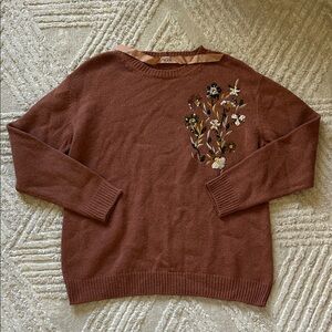 No. 21 Embroidered Crewneck Sweater in Dusty Rose Brown